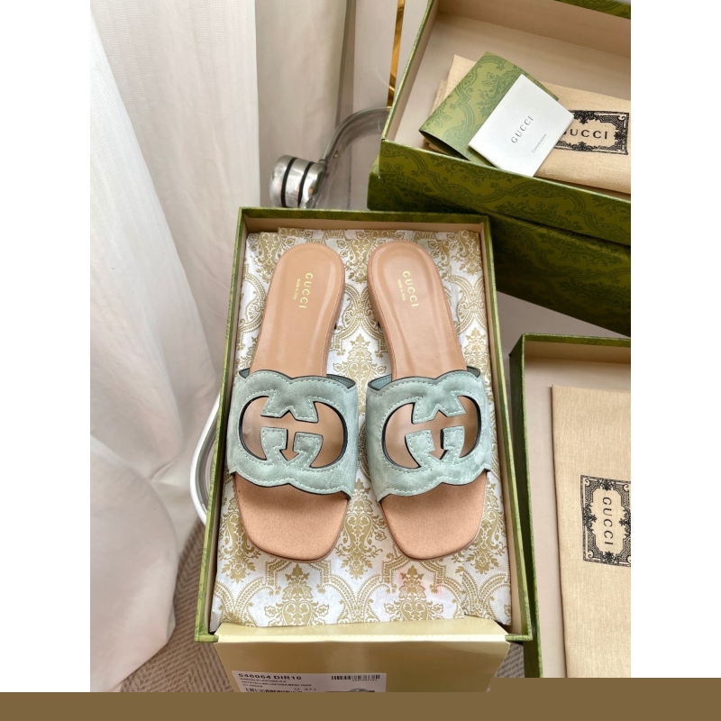 G*u*i slippers
